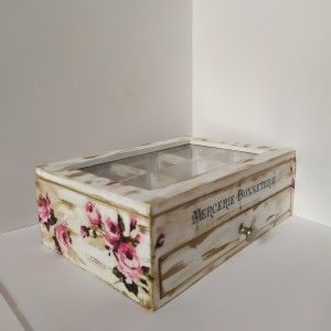 Skrzyneczka na biżuterię