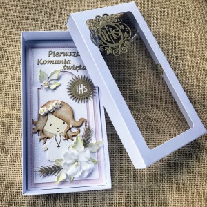 134, Pamiątka Komunii świętej z dziewczynką
