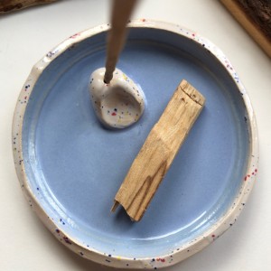 PALOLOPULI podstawka na kadzidełko i palosanto