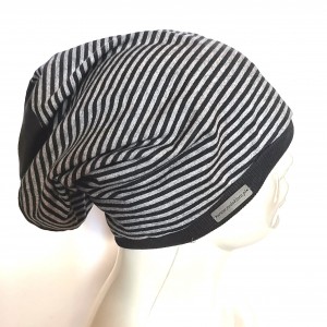 Czapka damska sportowa wiosenna