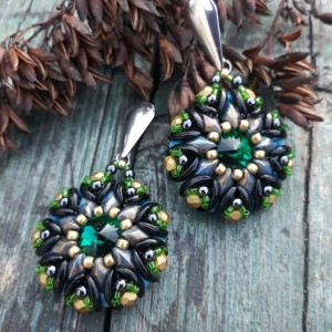 ,,kryształ w oplocie,,