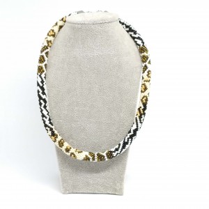 Naszyjnik koralikowy wzór zwierzęta