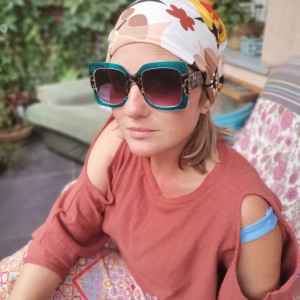 Czapka damska przylegająca