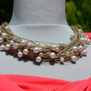 Bialejanna perełki i len