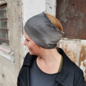 Opaska szeroka czarna w srebrne grochy