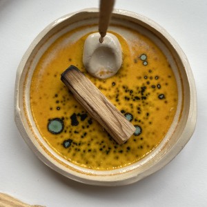 PALOLOPULI podstawka na kadzidełko i palosanto