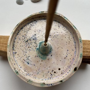 PALOLOPULI podstawka na kadzidełko