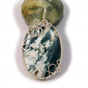 Agat mszysty, Srebrny wisior z plastrem agatu wire wrapped, prezent dla niej, prezent dla mamy, ręcznie robiona biżuteria autorska