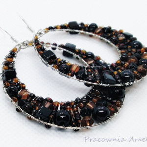 duże koła czarno-brązowe