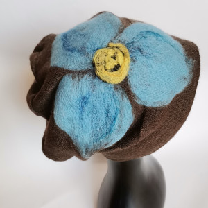 Czapka wełniana brązowa ostatnia