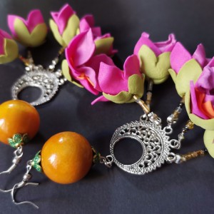 Kolczyki  wiszace duze kwiaty