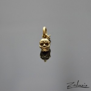 Wisior czaszka zdobiona brąz Zahario