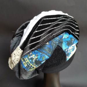 Czapka dzianinowa smerfetka uniwersalna