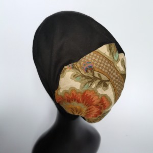 Czapka damska czarna kwiaty