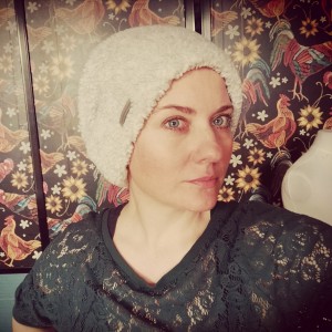 Czapka damska boho futrzak mis