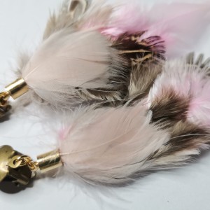 Klipsy pudrowe róż z brązem