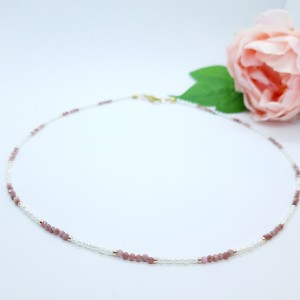 Naszyjnik z rodonitu i pereł