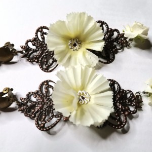 Klipsy kwiatowe bardzo duże i bujne