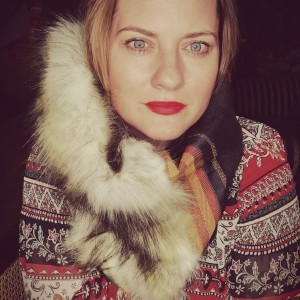 komin tuba kolorowa futro i haft