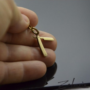 Wisior Brzytwa Brąz Zahario