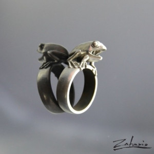 Pierścień Żaba Srebro Zahario