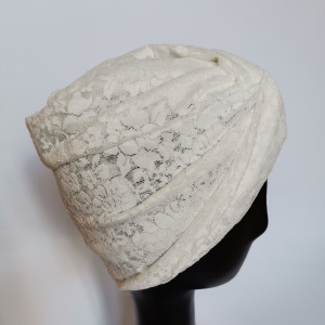 Turban biały ślubny koronkowy uniwersalny