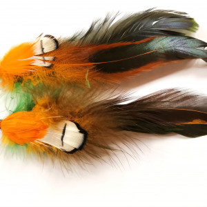 klipsy pióra pomarańczowo zielone dlugie