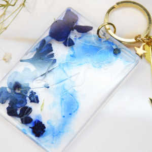 Duży kobiecy brelok - amazonka