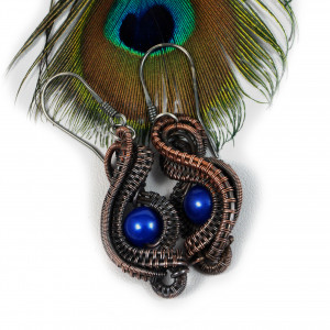 Perła, Miedziane kolczyki z perłą słodkowodną patynowane, ręcznie wykonane, prezent dla niej, prezent dla mamy, urodziny, walentynki