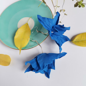 Kolczyki niebieskie kwiaty