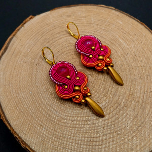 RÓŻOWO-POMARAŃCZOWE WISZĄCE KOLCZYKI SUTASZ