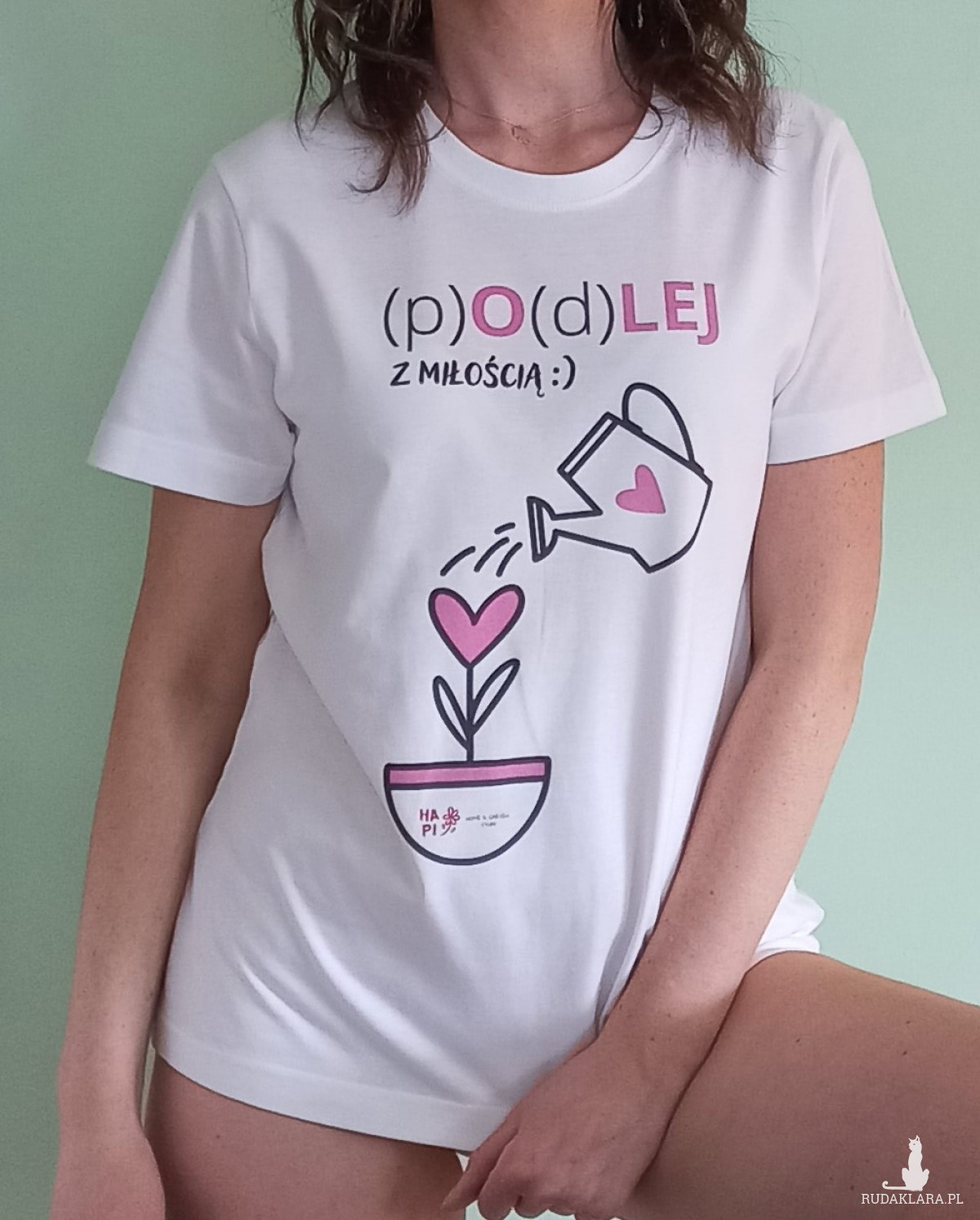 Koszulka T-shirt damski "podlej z miłością". Idealny prezent na dzień Mamy