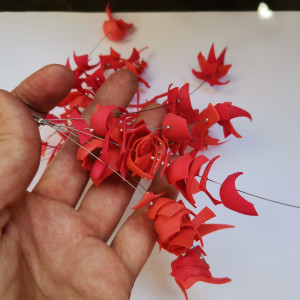 Klipsy czerwone bujne