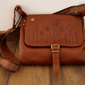 SUROWA BARONOWA Torebka Na Ramię Skóra Naturalna Średni Brąz WHISKY