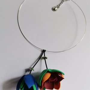 Naszyjnik kwiatowy zakładany