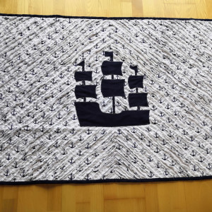 Dywanik bawełniany z aplikacją statka