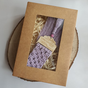 Zakładka do książki "Dobry nauczyciel uczy, najlepszy inspiruje" - kolor lawendowy