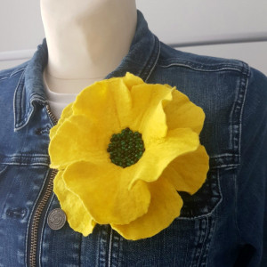 Broszka żółty kwiat