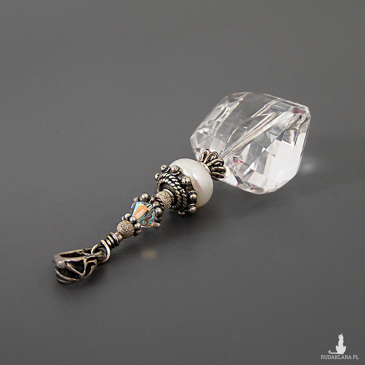 Anna Karenina – wisior z kwarcem i perłą, srebro