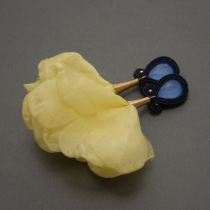 kolczyki lub klipsy sutasz z kwiatkami