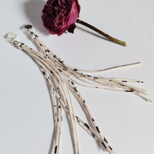 Klipsy długie lekkie białe