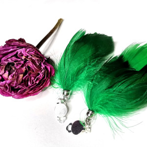 Klipsy pióra  zielone lekkie bujne