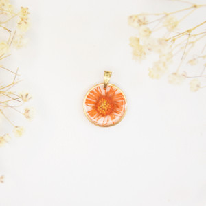 Zawieszka do naszyjnika - stokrotka