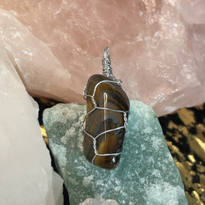 NASZYJNIK TYGRYSIE OKO