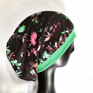 Czapka :jestem z Torunia, tego od Kopernika a nie od Rydzyka