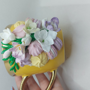 Kubek frezje, beziki i makaroniki