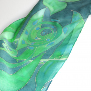 Roślinna Zielona jedwabna apaszka  malowana