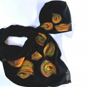 Czapka wełniana czarna i chusta komplet