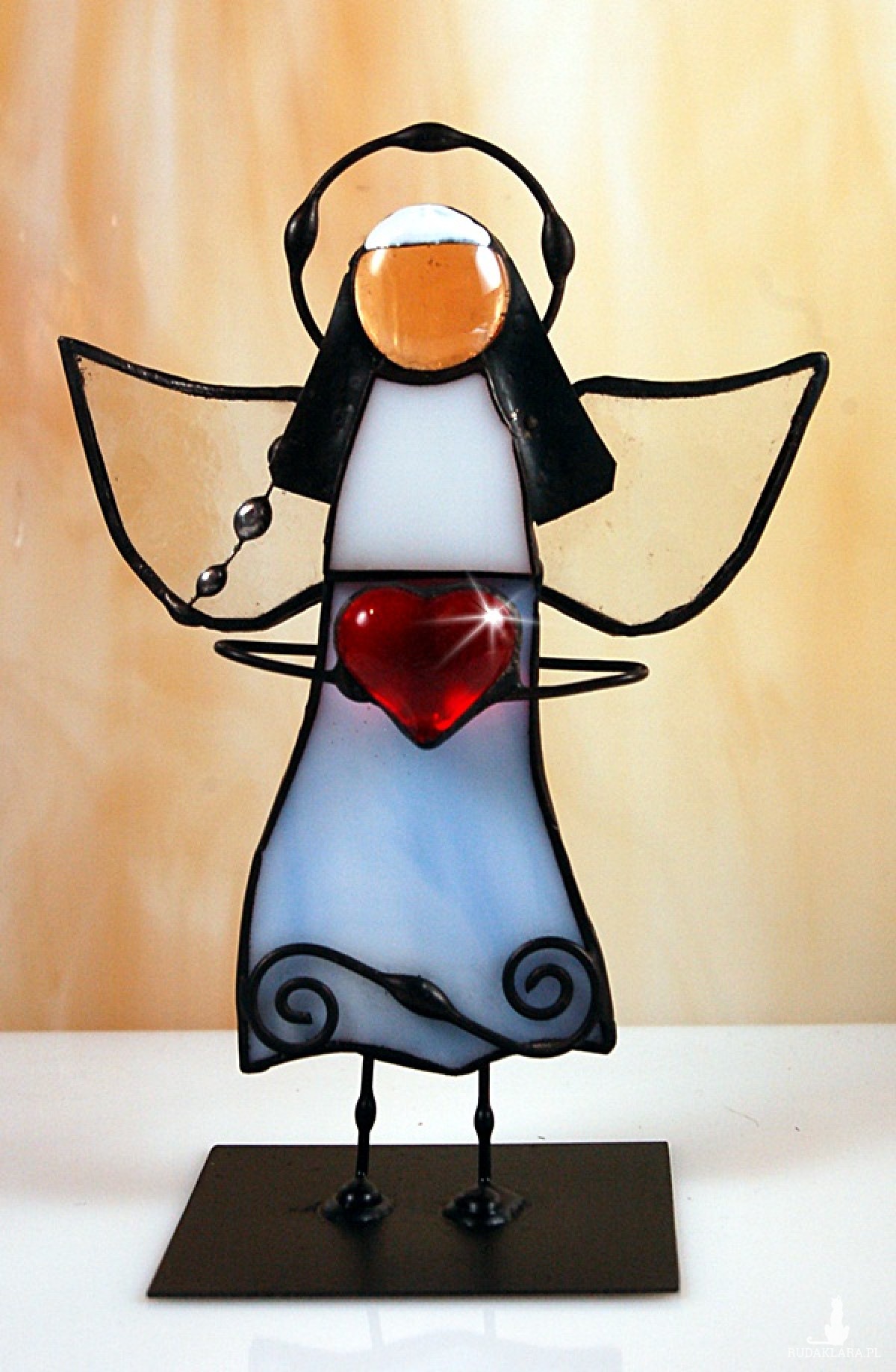 Aniołek witrażowy 3D  zakonnica z gitarą