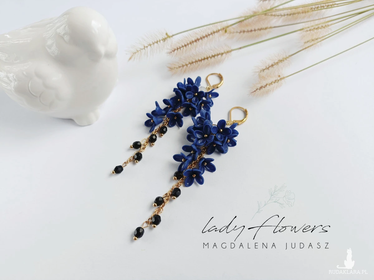 Kolczyki z gantowymi kwiatuszkami